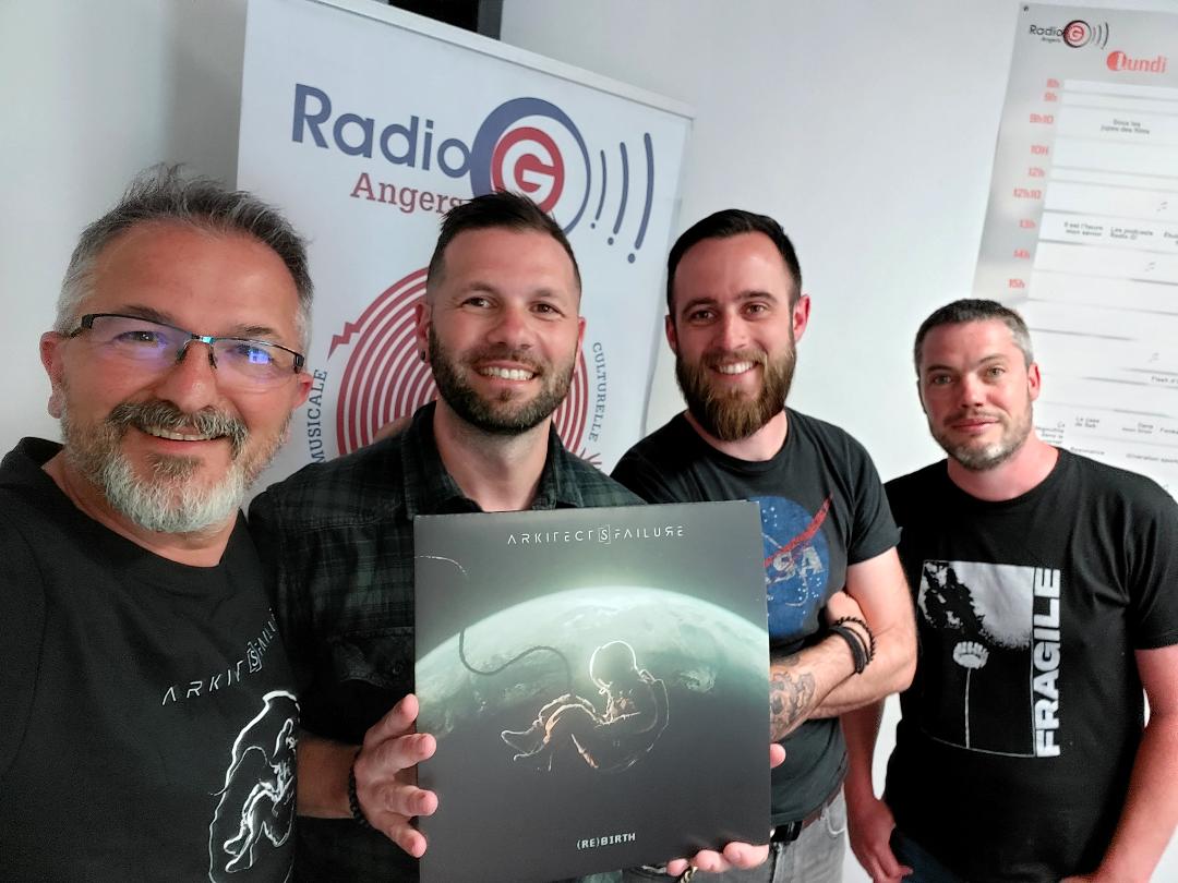 Ca dégouline dans le cornet du 10 06 2024 Emissions Angevine du rock indé Ca dégouline dans le cornet du 10 06 2024