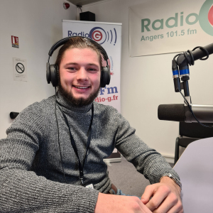 le magazine des entrepreneurs de l&#039;anjou Les voies de l'éco du 14 12 2022 - avec Kylian Rouvrais et KR Mobility